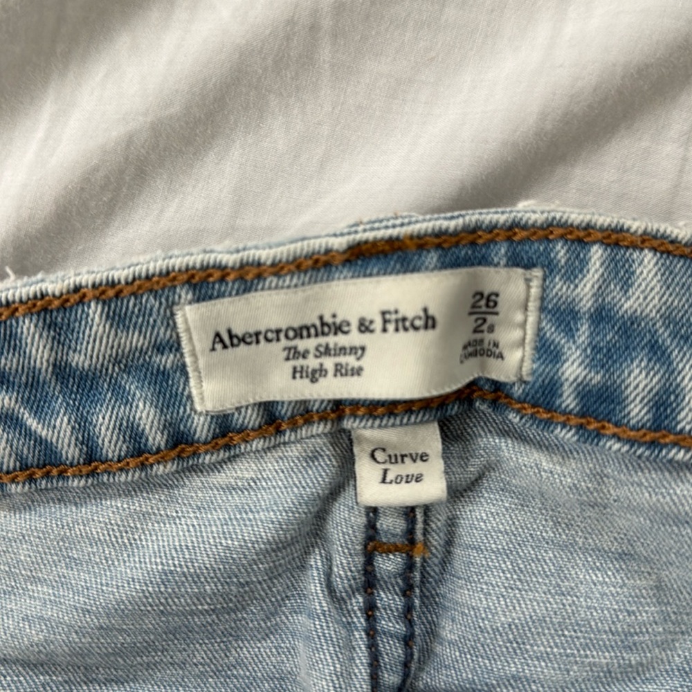 Abercrombie and Fitch Skinny High Rise Jeans 26 Short